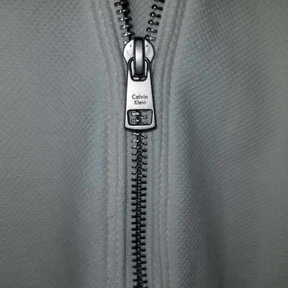 All white Calvin Klein men's jacket - Picture 5 of 8